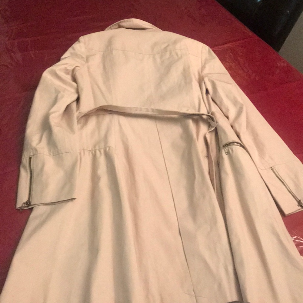 Jacket - Picture 2 of 5